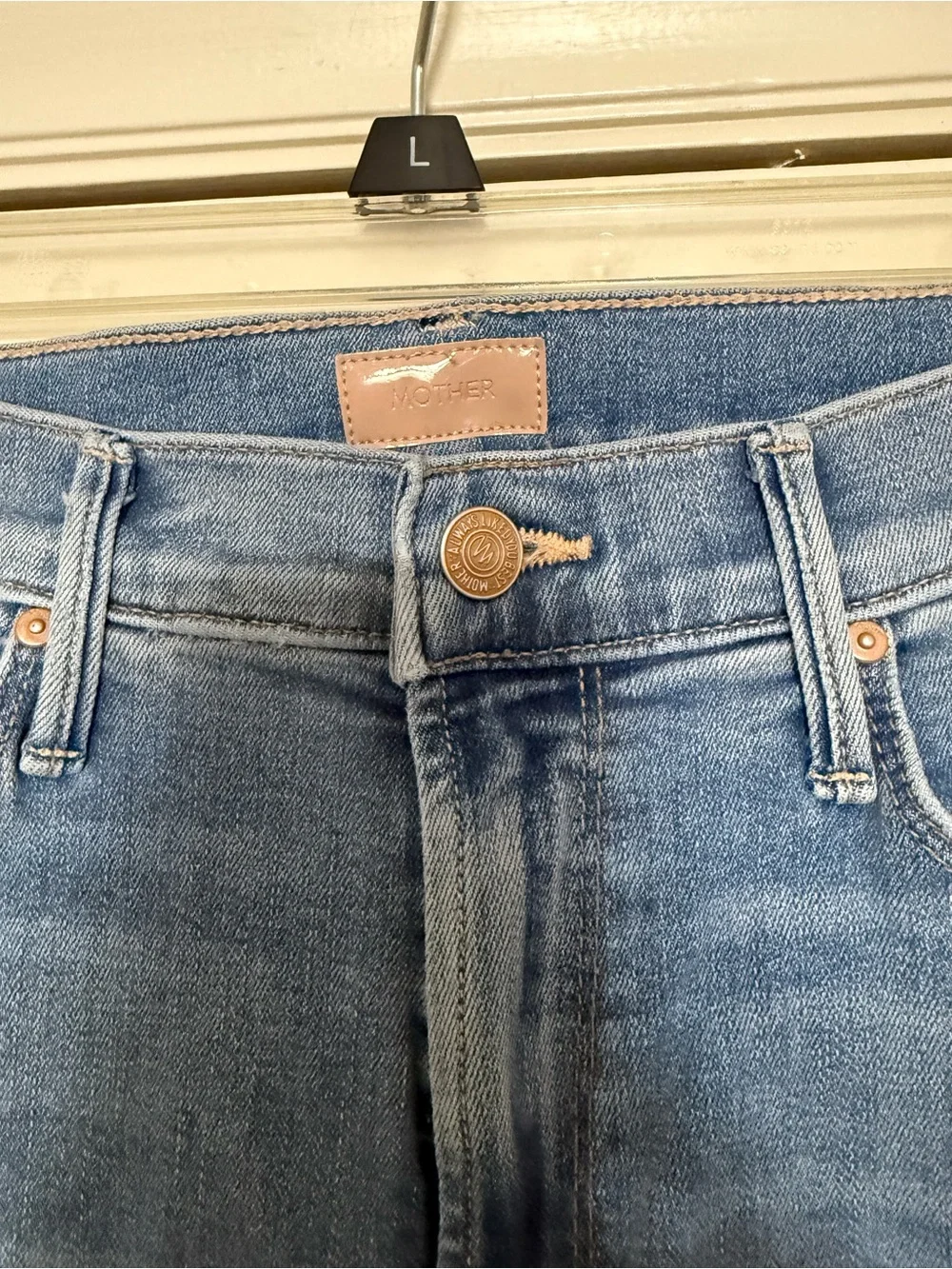 Mother The Mid Rise Dazzler Ankle Fray Jeans - 28